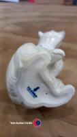 Lladro polar bear - 3
