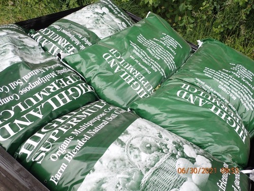 40 bags Highland Supermulch compost