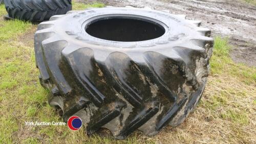 800/65R32 tyre