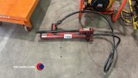 Porta Power pump and ram, working order