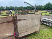 Sheep shearing crate with adjustable legs, will fit together for two shearers or individually - 4