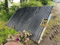 Sheeted gate