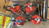 4 x good fire extinguishers - 3