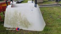 Windbreaker for lorry roof - 2