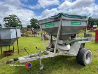 Peter Allen Rota Field 1T feeder dispenser, refurbished professionally as new in 2019, new petrol engine, electric battery powered controls all in wo, control box in office