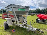 Peter Allen Rota Field 1T feeder dispenser, refurbished professionally as new in 2019, new petrol engine, electric battery powered controls all in wo, control box in office - 2