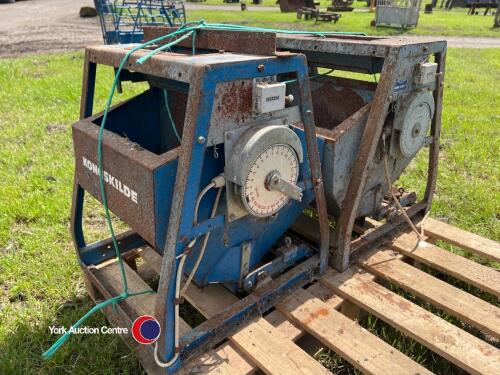 2 x feed weighers