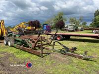 Heath bale chaser with nudge bar