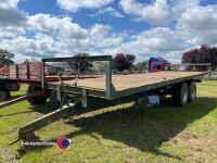 Bale trailer