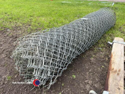 Roll of heavy duty galvanised chain link fencing