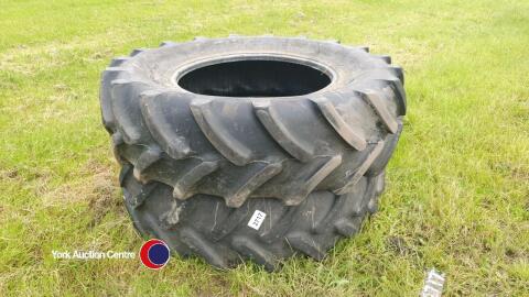 2x Firestone 420/85R30 (16.9R30) tyres 50% tread