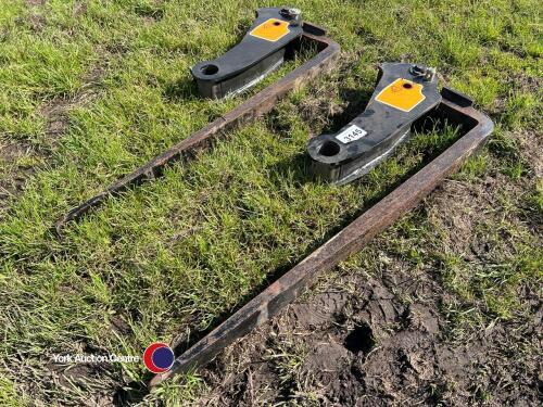 JCB pallet forks for 4 in 1 bucket