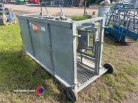 Bateman sheep turnover crate - 2