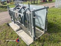Bateman sheep turnover crate - 4