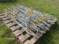 70 x Rappa fence stakes - 2