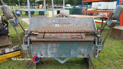 Edwards 4ft box pan folder