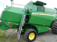 John Deere W330 combine harvester, 315R 15ft header & trailer, 5-straw walker, straw chopper, chaff spreader, 210 hours, YW16 AOB - 5