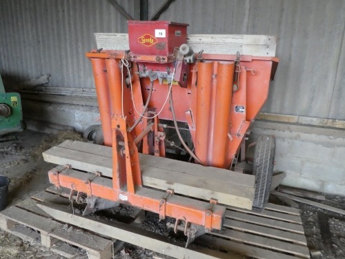 Ransome Faun 2-row potato planter