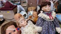 Box of dolls including collectable dolls, Tiny Tears and Tiny Timmy and vintage porcelain dolls - 3