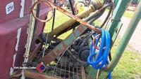 Trailed crop sprayer hydraulic booms - 4