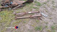 Pair of Leyland 265 rear link arms