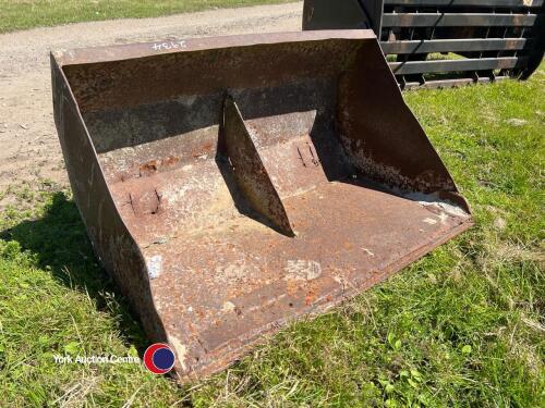 Loader bucket, Trima brackets