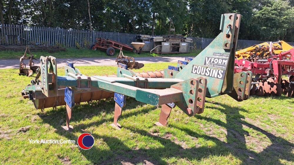 Cousins 5-leg subsoiler with packer roller, Cat 4 linkage, fitted with ...