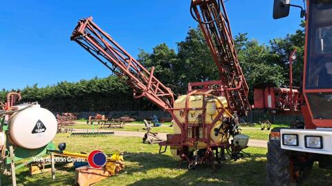 Hardi Mega 18m mounted sprayer, 1999, bag of spares in office