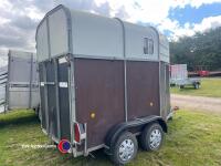 Richardson Rice (Supreme Grande) black horse trailer, 1 owner since new. Lightly used c/w full width breast and tail bars, key in office - 4