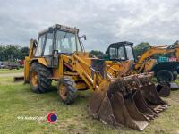 JCB 3CX Sitemaster digger, c/w 4ft bucket, ditch bucket, 2 x 16in buckets, 26in bucket, G737 VGB - V5 in office. Note: to re-sell due to failed payment - 2