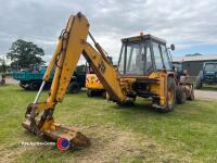 JCB 3CX Sitemaster digger, c/w 4ft bucket, ditch bucket, 2 x 16in buckets, 26in bucket, G737 VGB - V5 in office. Note: to re-sell due to failed payment - 4