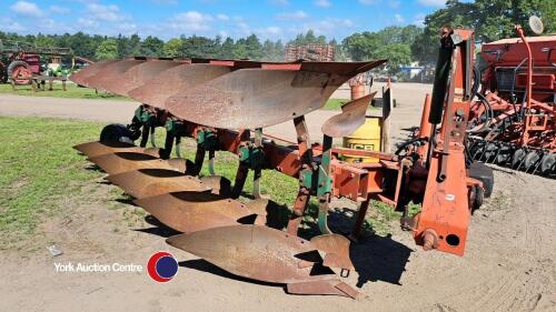 Kverneland LD85-240 5F rev plough, used but still ploughs well