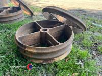 4 x shepherd hut wheels - 3