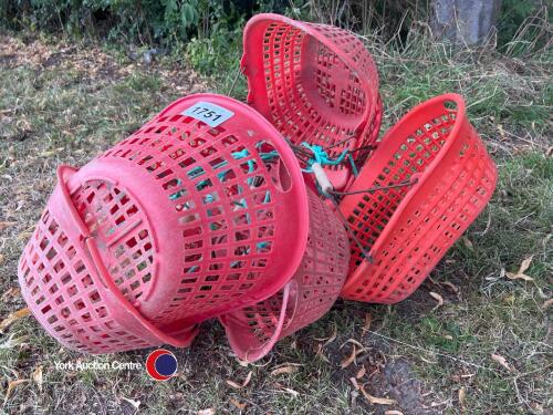 7 x potato baskets