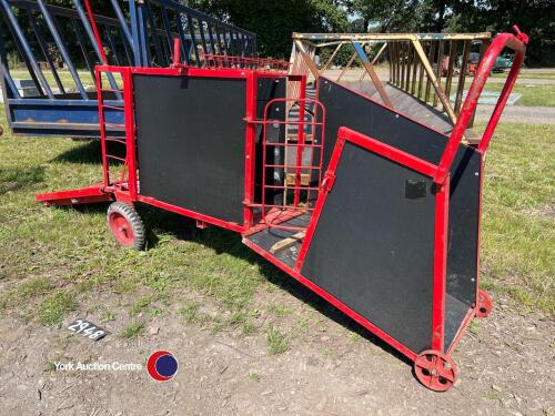 Mobile sheep scanning trailer