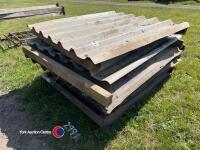 Assortment of pig/poultry fences