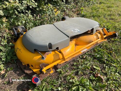 Stiga out front mower deck