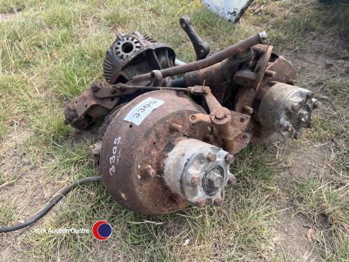 Land Rover series 2 front hubs with diff.