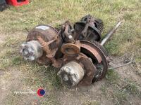 Land Rover series 2 front hubs with diff. - 2