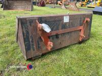 5ft bucket, Euro brackets - 4