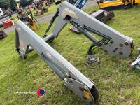 MX T12 front loader c/w John Deere 6920 brackets - 4