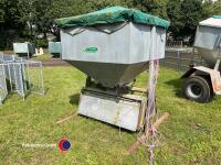 Peter Allen waggle bar ad lib pig feeder