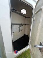 Cheval Liberte 4004 horse trailer for 3 to 4 horses. Good floor / ramp / tyres etc. Easy to tow. - trailer parts in office - 3