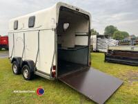 Cheval Liberte 4004 horse trailer for 3 to 4 horses. Good floor / ramp / tyres etc. Easy to tow. - trailer parts in office - 5