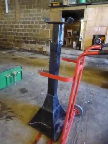 Adjustable axle stand. (Note: excludes sack barrow)