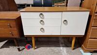 Vintage Schreiber dressing table