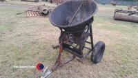 Vintage Land-drive fertiliser spreader