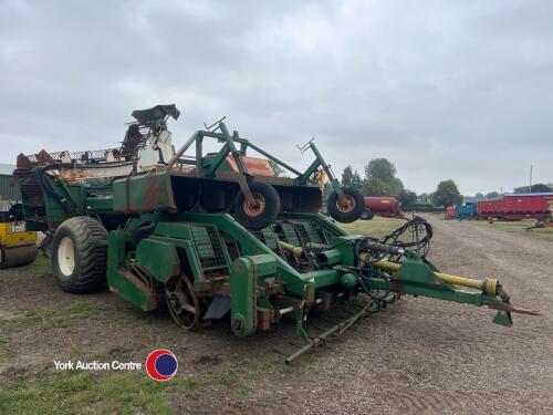 Garford Victor 6 row beet harvester with front topper, control box in office