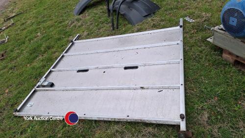 Cattle divider gate for Ifor Williams DP120 trailer