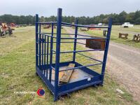 New man basket to fit pallet tines